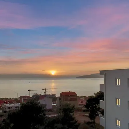 Apartment Seaview, Mountains And Sunrise Makarska